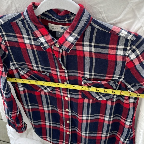 OLD NAVY Plaid Red Flannel Top Shirt (EUC) - Picture 8 of 8
